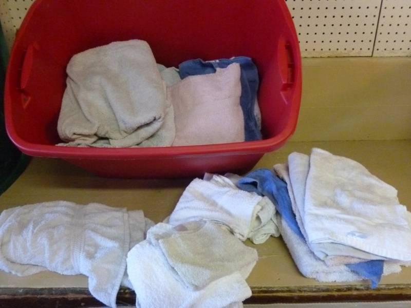 lot 204 image: Shop Towels