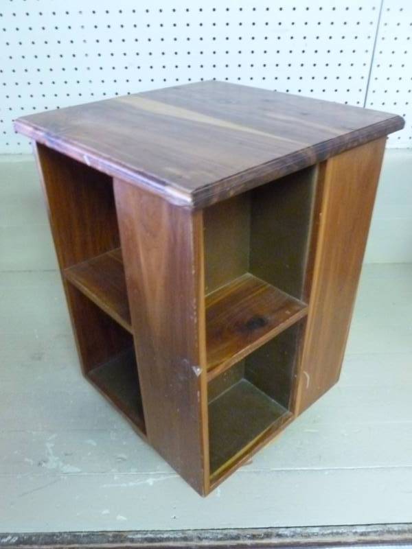 lot 205 image: Cedar Shelf
