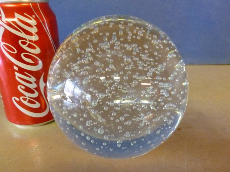 lot 267 image: Paper Weight