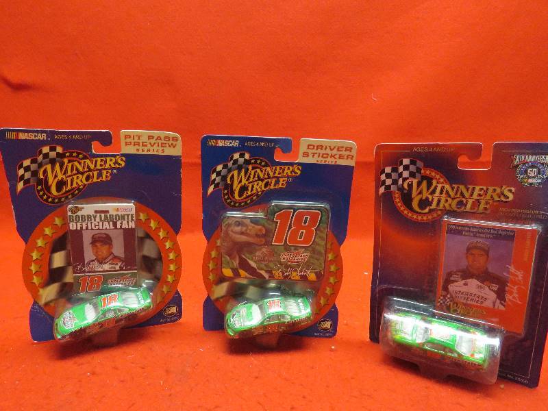 lot 429 image: #18 Bobby Labonte Collectibles
