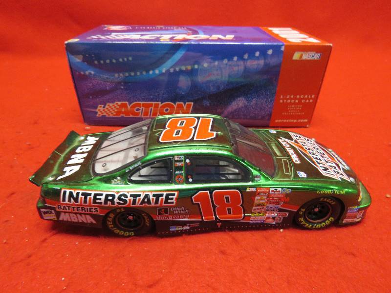 lot 465 image: #18 Bobby Labonte Collectible