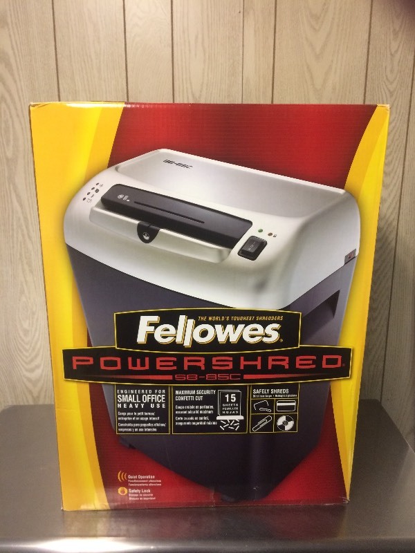 lot 18 image: FELLOWES POWER SHREDDER
