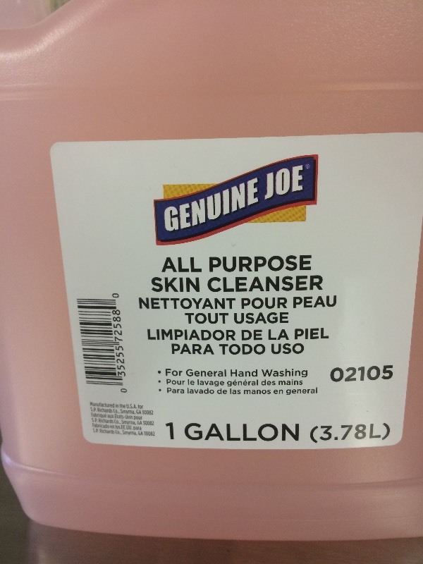 lot 22 image: GENUINE JOE SKIN CLEANSER 1 GALLON
