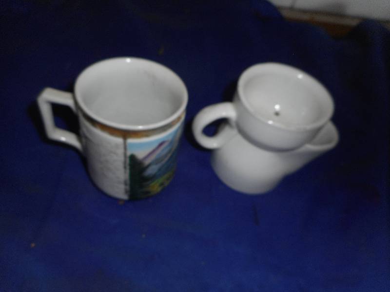 2 VINTAGE SHAVING MUGS