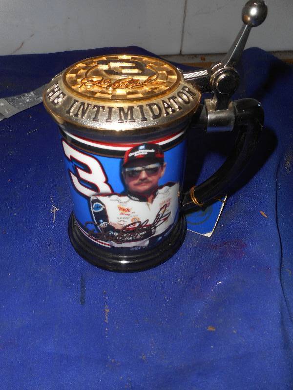 COLLECTIBLE DALE ERNHART MUG