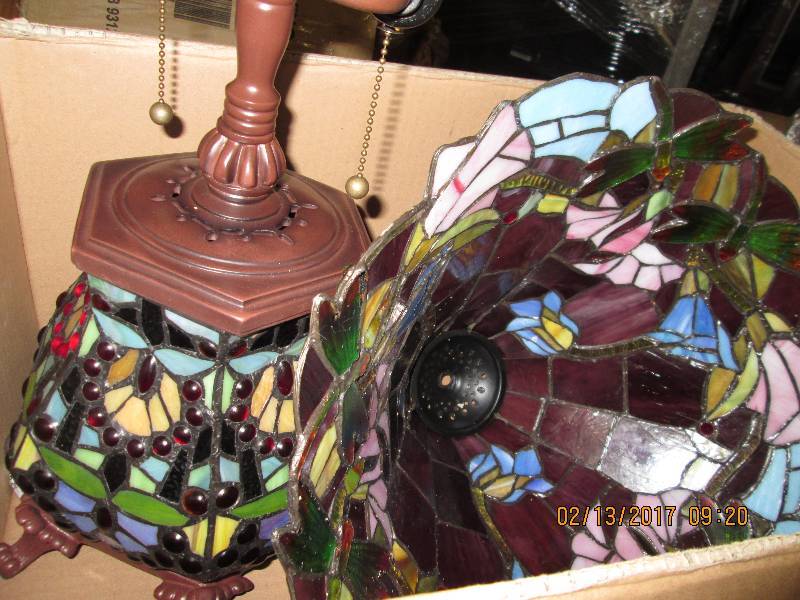 Dragonfly table lamp out of box Ret...