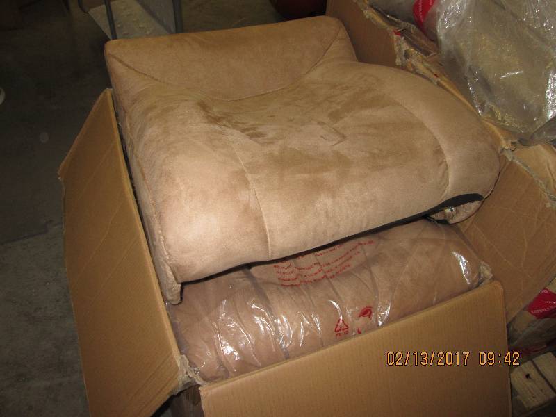 Rocking Massage Chair open box, unt...