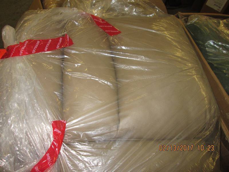 Pillowtop Recliner open box Retail ...
