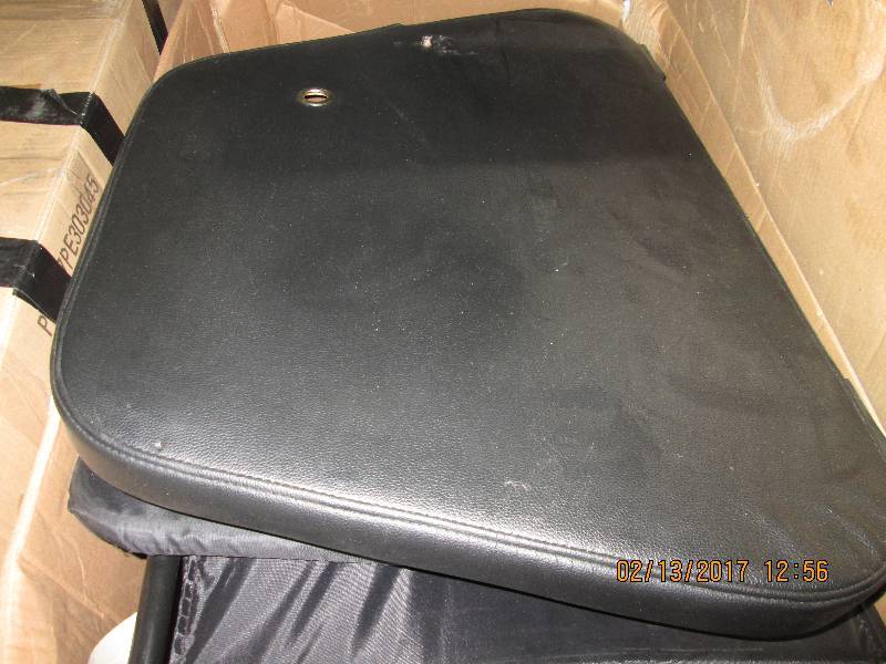 Full-Recline Zero Gravity Chair wit...