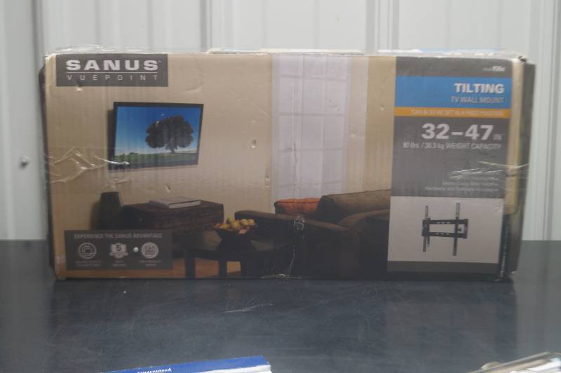 Flat Screen TV Wall Mount