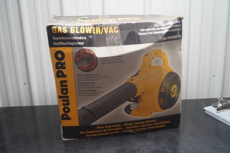Poulan Pro Gas blowerVac