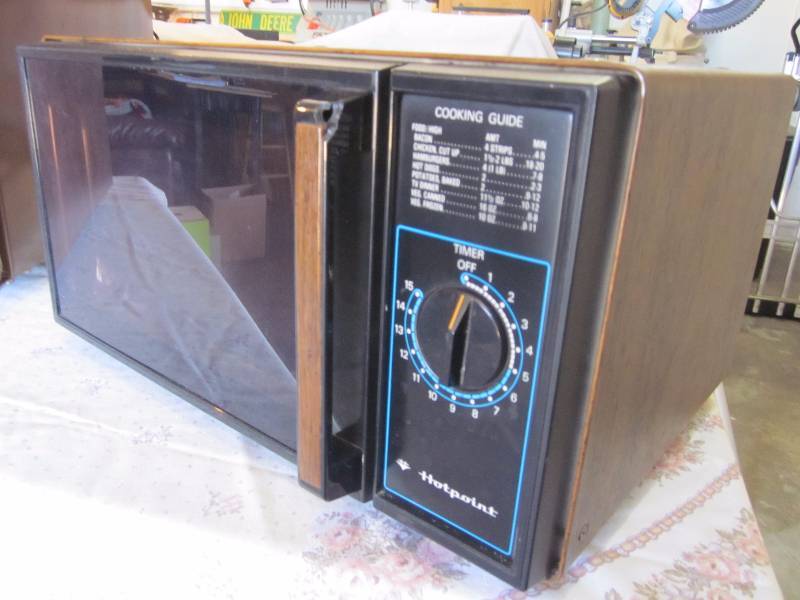 Mini Fridge & Microwave