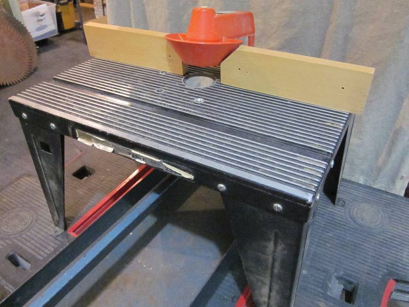 Portable Workbench, Router Table, 2 Lights, & Tool Caddie
