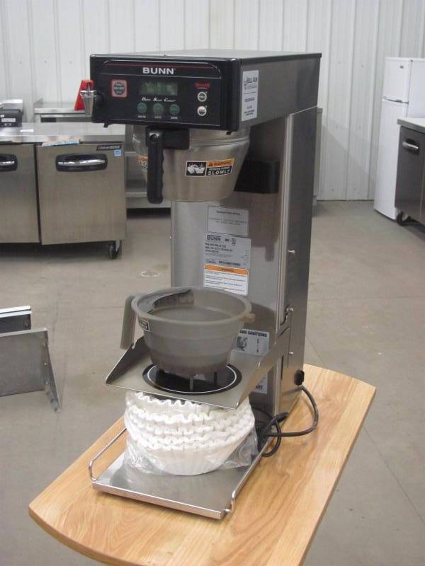 lot 23 image: Bunn ITCB-DV Infusion Coffee and Tea Brewer
