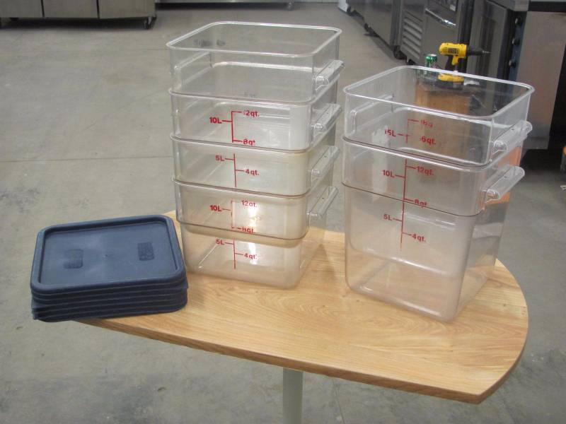 lot 74 image: Cambro 12 and 18 Quart Food Storage Container Lot
