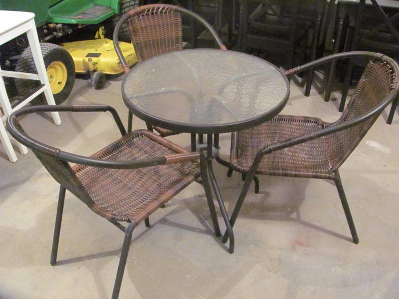 lot 119 image: 4 Piece Glass Top Bistro Table Set