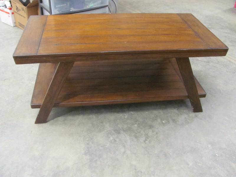 lot 123 image: Hardwood Coffee Table