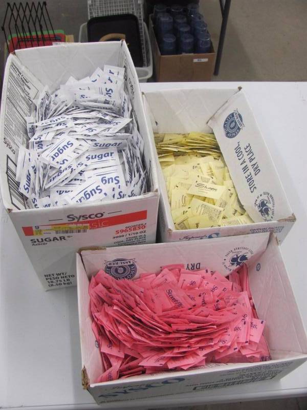lot 172 image: Sugar & Sweetener Packet Lot