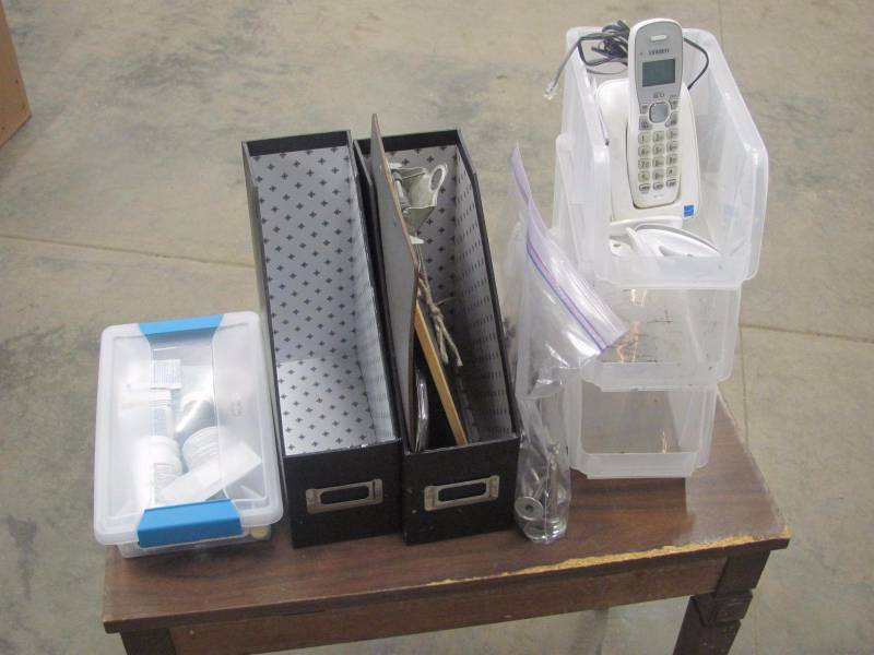 lot 215 image: Office Supply Lot