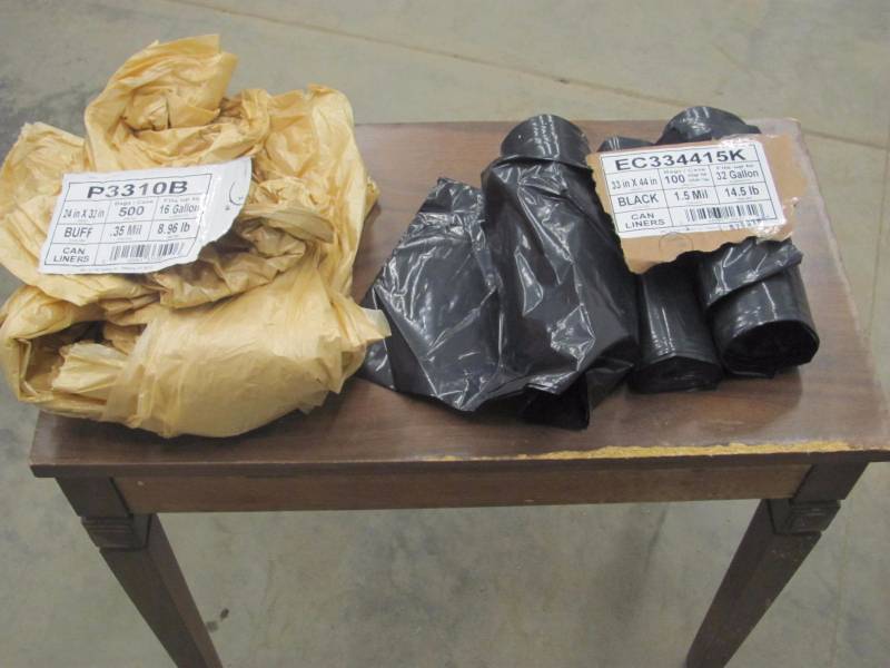 lot 218 image: Garbage Bag Lot