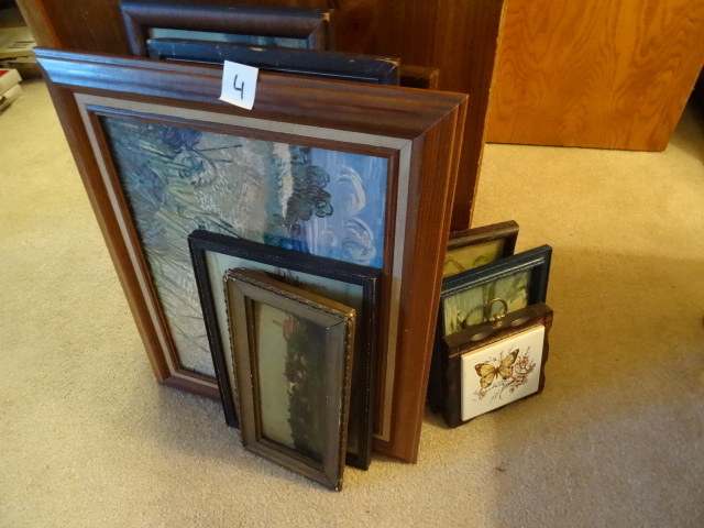 lot 4 image: Misc prints and frames....