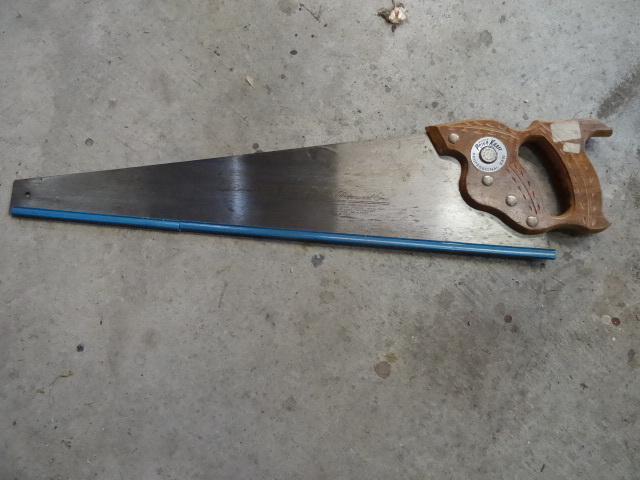 lot 138 image: Professional hand saw Powr Kraft.  ...