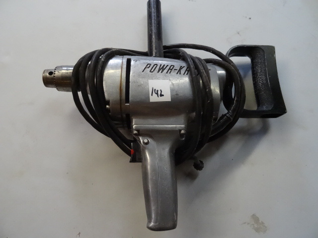 lot 142 image: Heavy Duty 12 powr Kraft electric ...