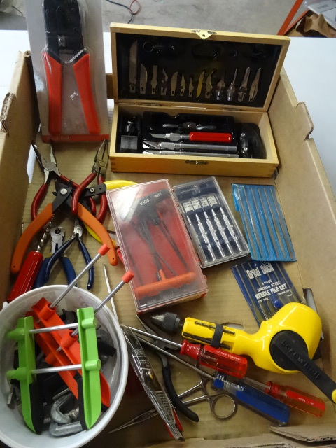 lot 164 image: Modular phone cable crimping tool. ...