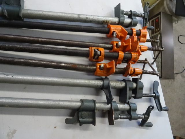 lot 167 image: 7 misc pipe clamps. With extensions...