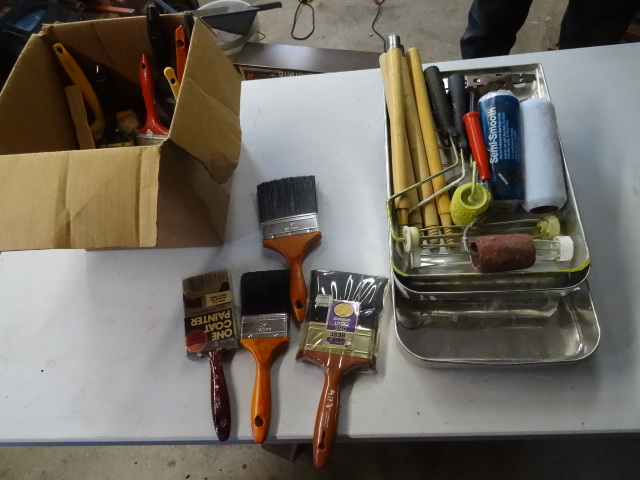 lot 168 image: Misc painting supplies...