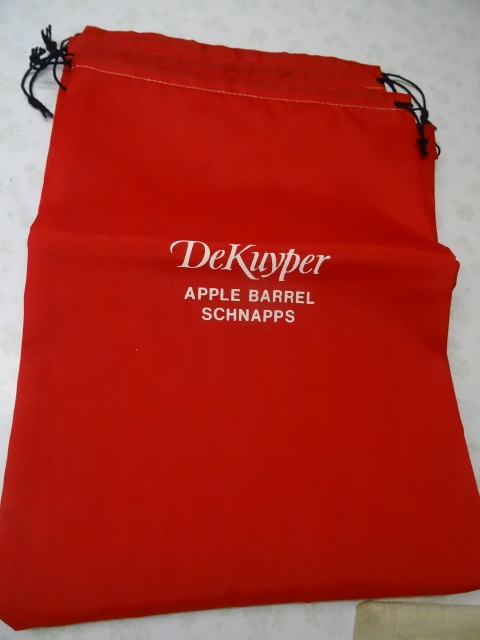 lot 209 image: 5 Dekugper Shnapps sacks...