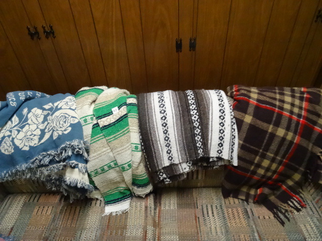 lot 217 image: 4 throw blankets...