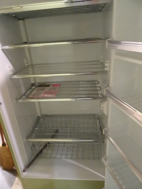 lot 224 image: Signature deluxe freezer. Operation...