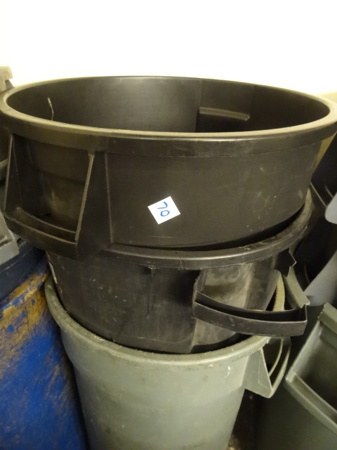 lot 70 image: 3 large garbage cans....