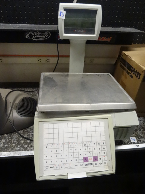 lot 83 image: Avery Berkel retail scale for deli ...