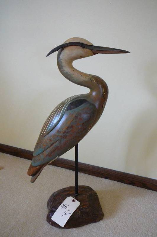lot 4 image: Wood Bird Figurine by Tom Tabler  Hersey Kyle Jr 27  Tall