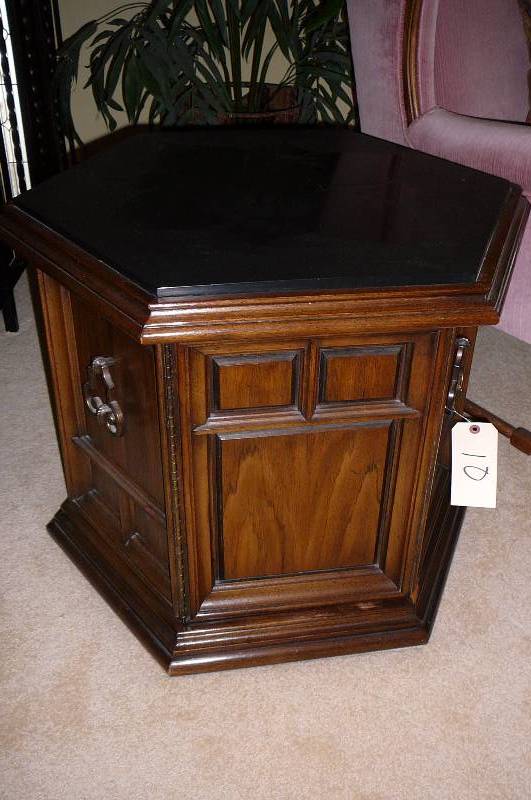 lot 10 image: Oak Octagon end table 22 h X 29 w