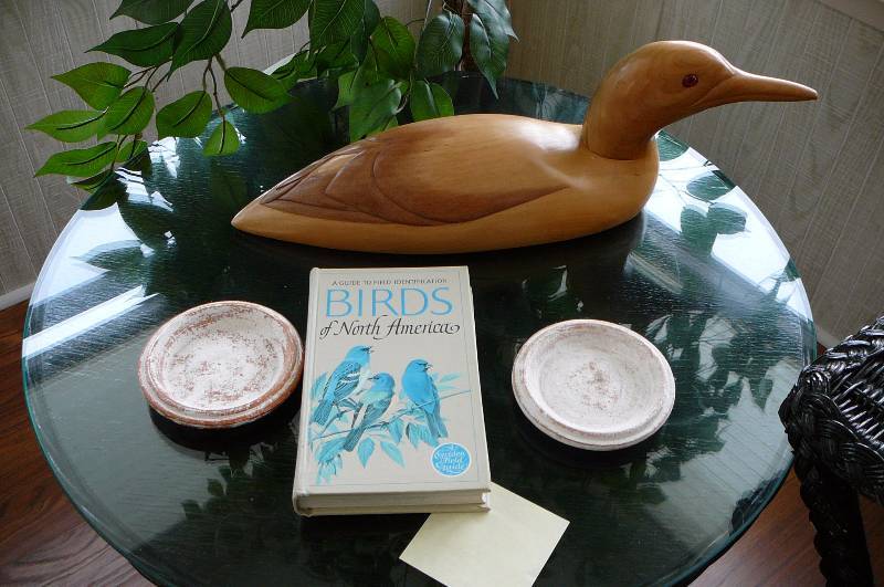 lot 29 image: Loon Wooden Bird Factory Original C Benson 83, 19L x 6 tall, bird Book, 5 Coasters