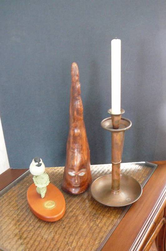 lot 31 image: Decorative wooden Bird DU, Brass Candle