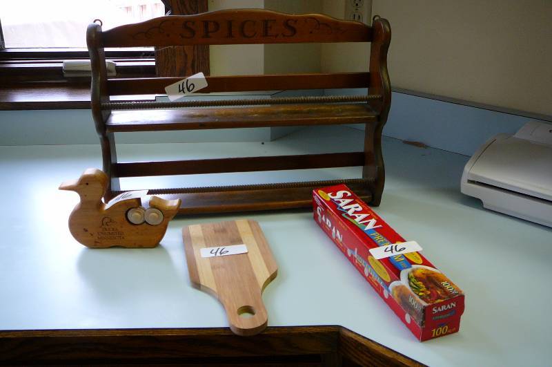 lot 46 image: Spice Rack DU Knife sharpener, cutting board