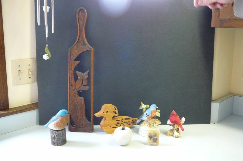 lot 51 image: Bird windchime, Bird Figurines