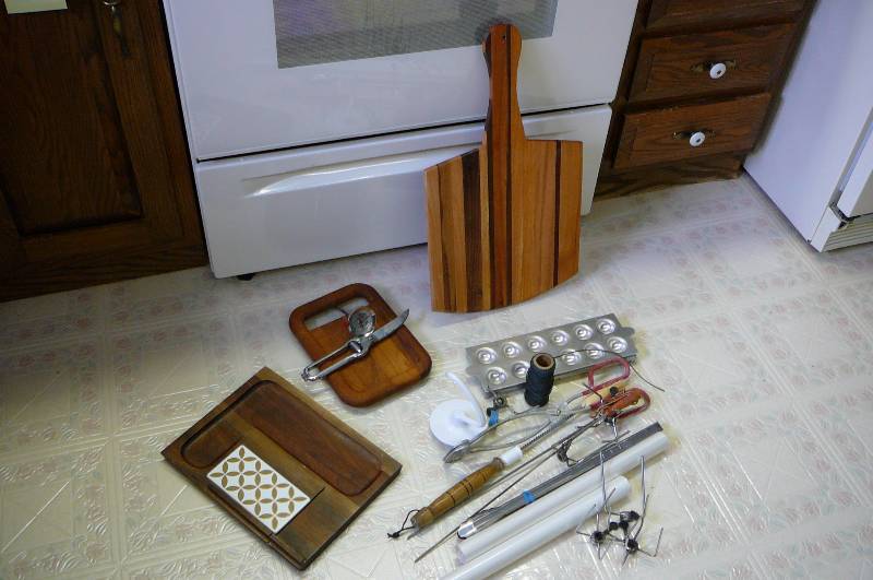 lot 59 image: Pizza BOARD, Cutting boards, Bone Shears, Misc.