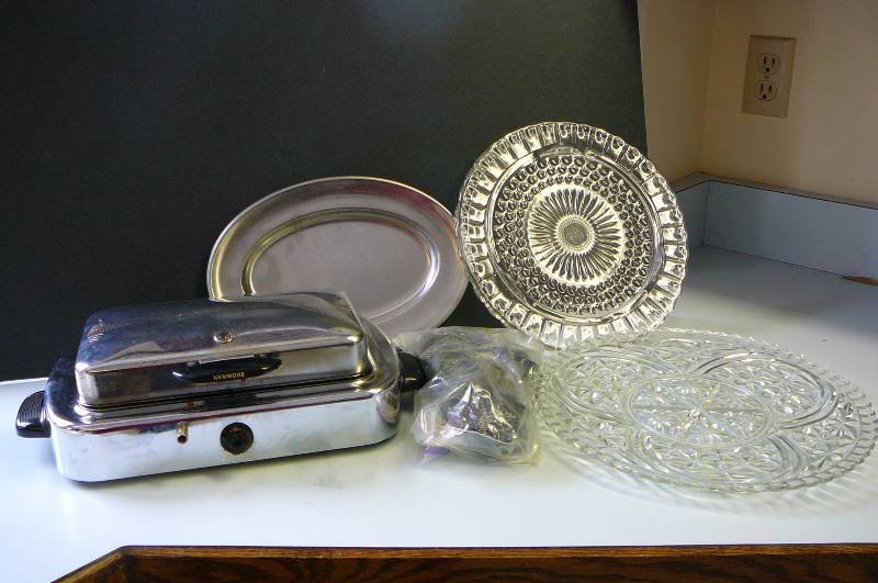 lot 60 image: Kenmore Waffle iron, glass serving platters
