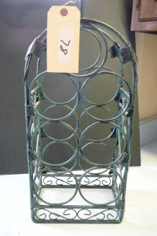 lot 78 image: Wine rack holds 7 bottles