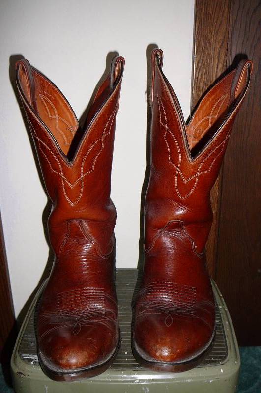 lot 95 image: Leather Boots Size 11, Oil Resistant