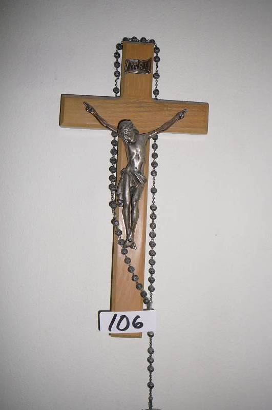 lot 106 image: Cross 13 tall & Rosary