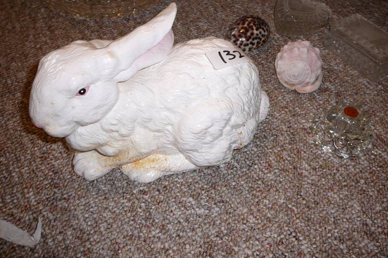 lot 132 image: Glass Bunny, Hear, Basket and more