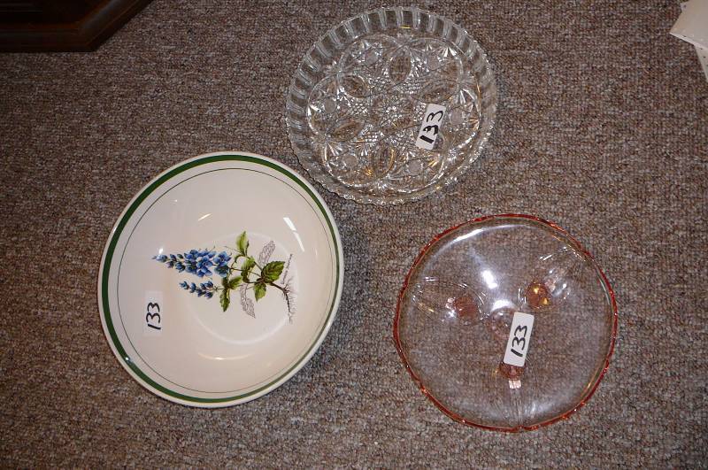 lot 133 image: Serving Bowls Lot of 3