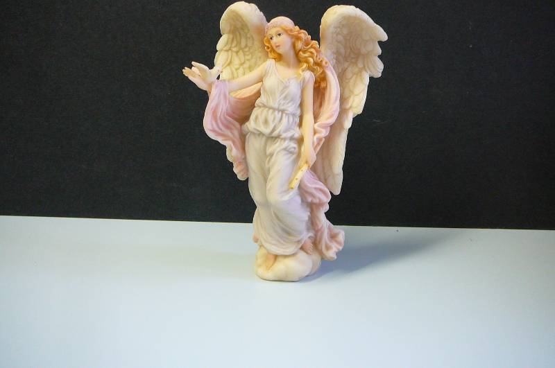 lot 162 image: Seraphim Classics Isabel