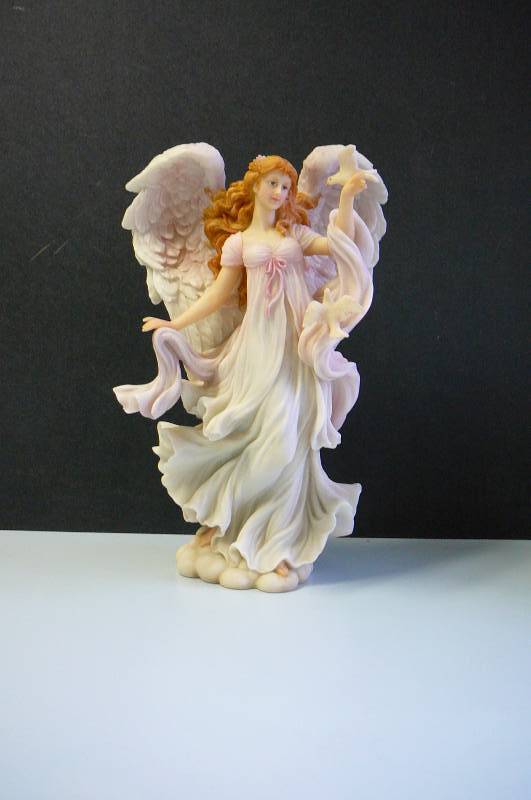 lot 163 image: Seraphim Classics Vanessa